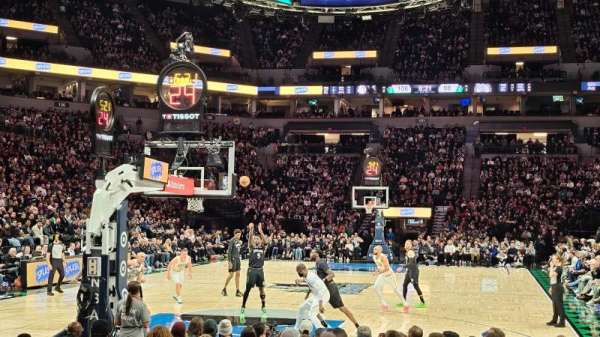 Target Center, section: 120, row: 8, seat: 1