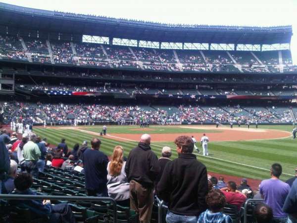 T-Mobile Park, section: 115, row: 14, seat: 8