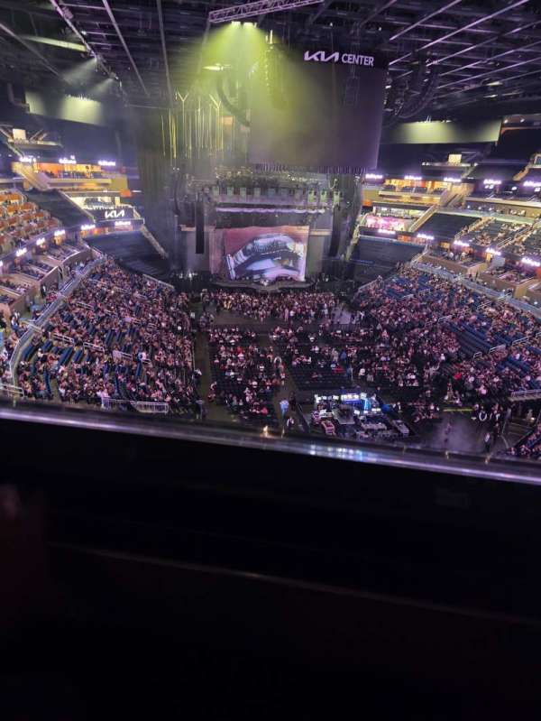 Kia Center, section: 218, row: 1, seat: 16