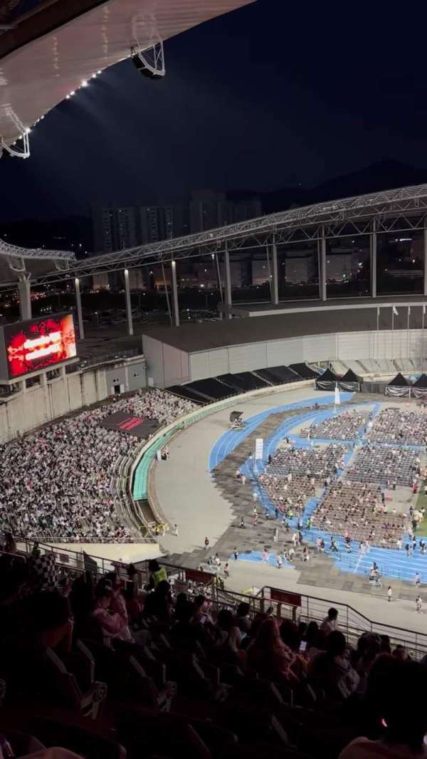 Incheon Asiad Main Stadium, section: W66, row: 22, seat: 09