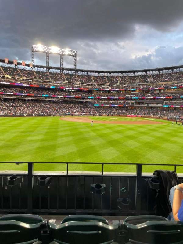 Citi Field, section: 136, row: 3, seat: 15