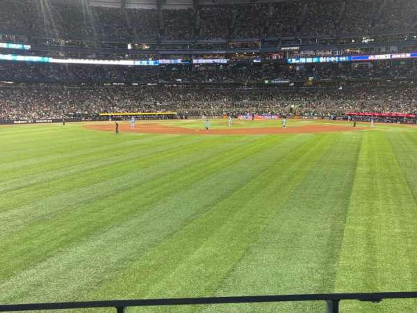 Rogers Centre, section: 147A, row: 2, seat: 9