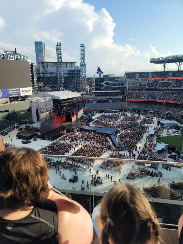 Truist Park, section: 439, row: 2, seat: 19