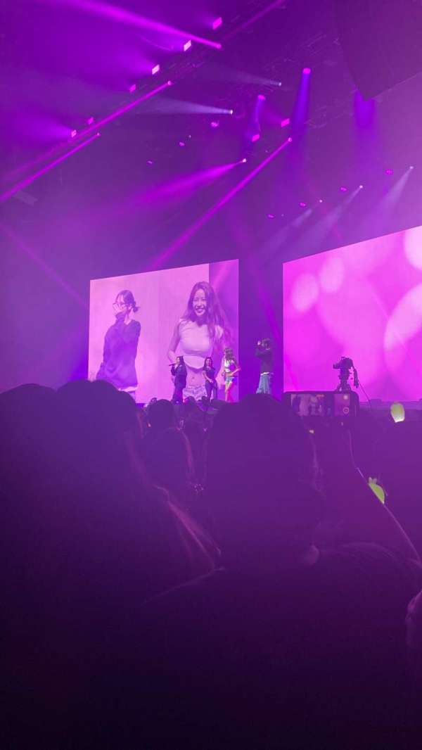 Kia Forum, section: E, row: 6, seat: 6