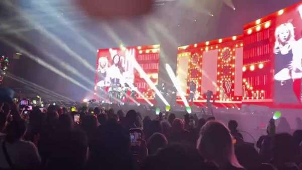 Kia Forum, section: E, row: 6, seat: 5