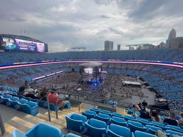 Bank of America Stadium, section: 539, row: 9, seat: 21