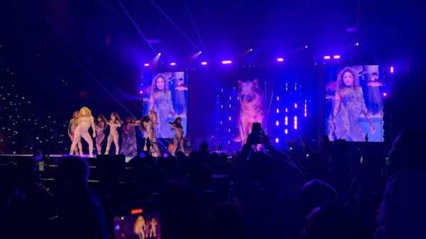 Toyota Center, section: FLOOR D, row: 5, seat: 11