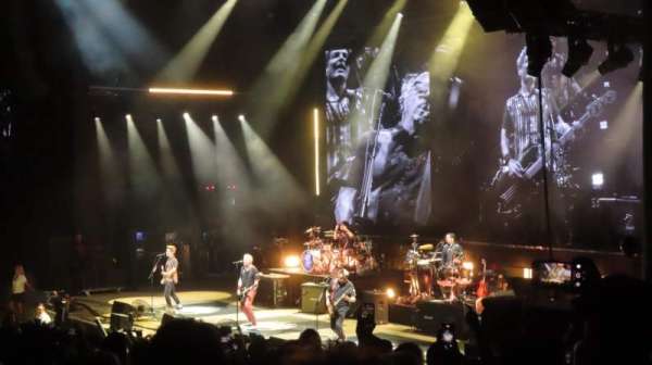 Shoreline Amphitheatre, section: 101, row: O, seat: 8