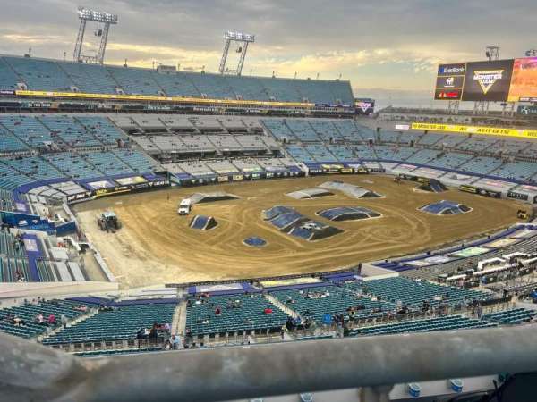 EverBank Stadium, section: 442, row: D, seat: 26