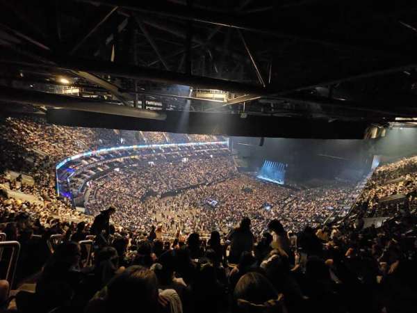 The O2, London, section: 415, row: U, seat: 809