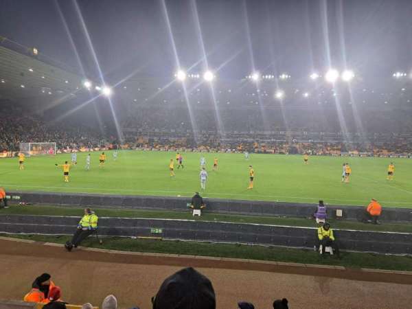 Molineux Stadium, section: JL7, row: H, seat: 180