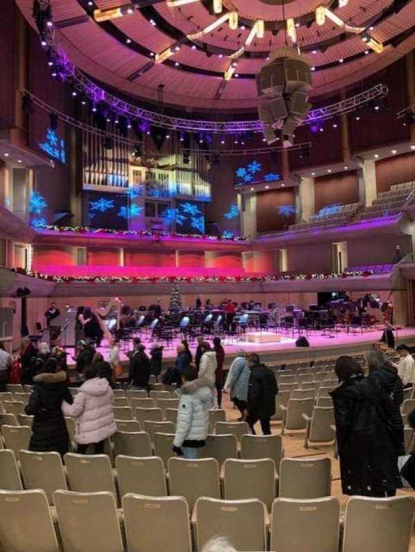 Roy Thomson Hall, section: Left Parterre, row: a, seat: 10
