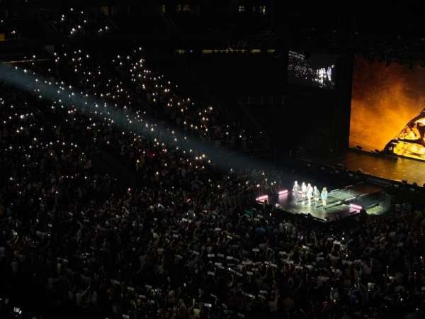 Prudential Center, section: 208, row: 4