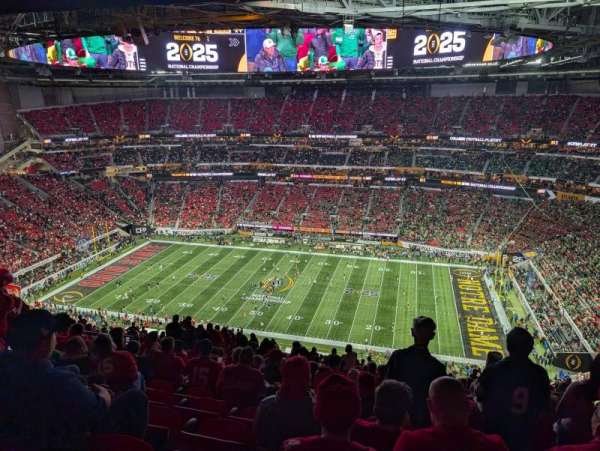 Mercedes-Benz Stadium, section: 337, row: 26, seat: 20