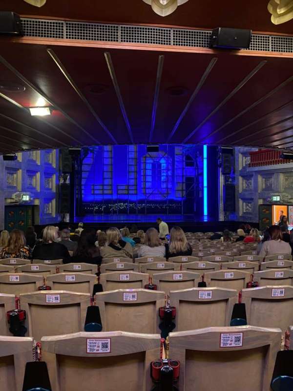 Savoy Theatre, section: Stalls, row: S, seat: 16