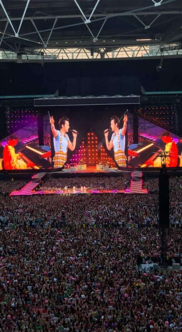 Wembley Stadium, section: 521, row: 04, seat: 358