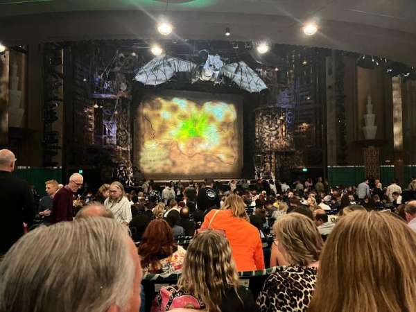 Apollo Victoria Theatre, section: Stalls, row: Y, seat: 36