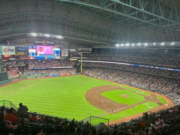 Daikin Park, section: 407, row: 12, seat: 26