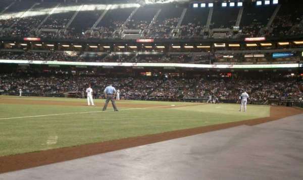Chase Field, section: 132, row: 1, seat: 14