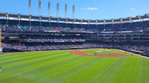Progressive Field, section: 183, row: Q, seat: 25