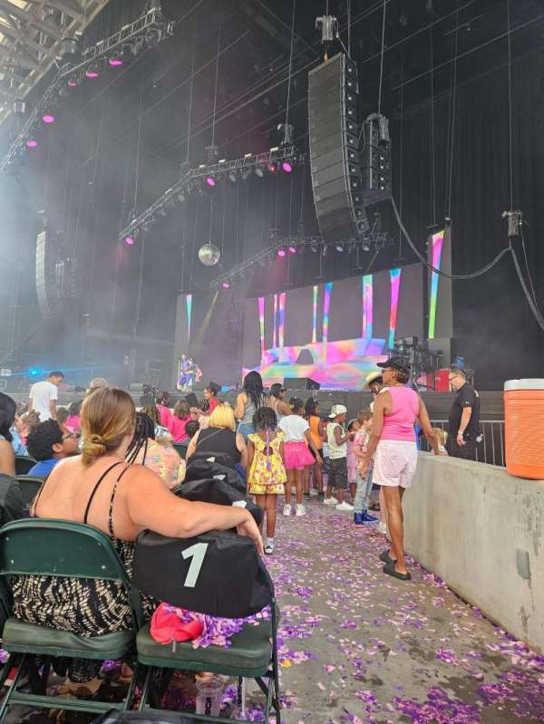 Ameris Bank Amphitheatre, section: ORCH 1, row: H, seat: 1
