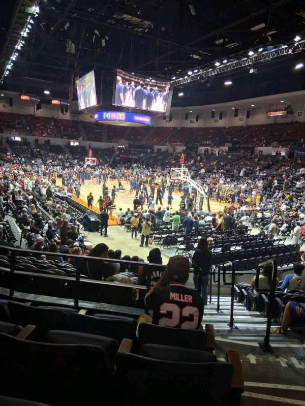 Pechanga Arena, section: L21A, row: 4, seat: 1