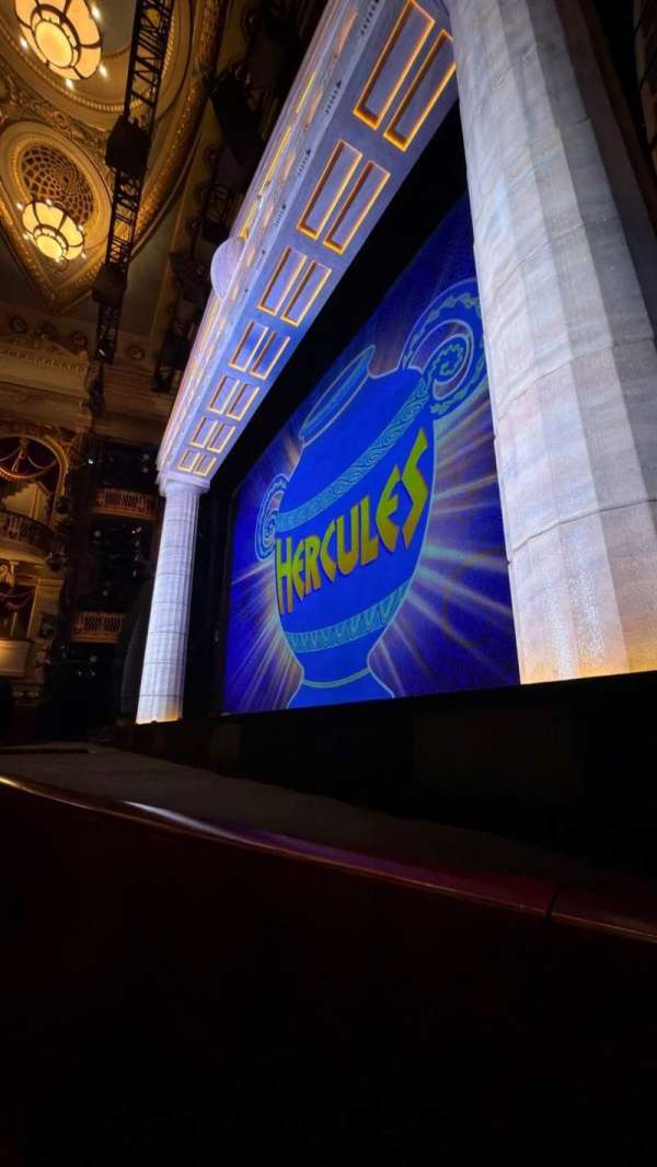 Theatre Royal Drury Lane, section: Stalls, row: A, seat: 15