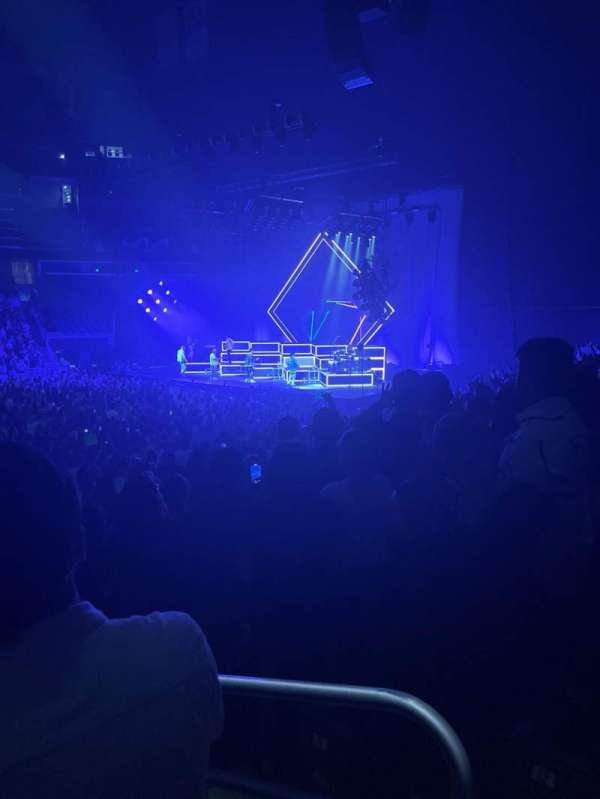 Kia Center, section: 106, row: 13, seat: 2