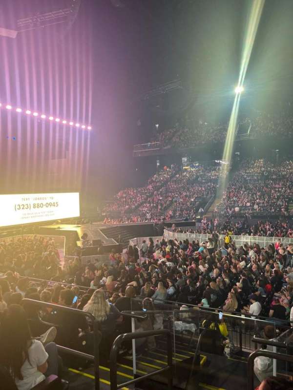CFG Bank Arena, section: 121, row: J, seat: 22
