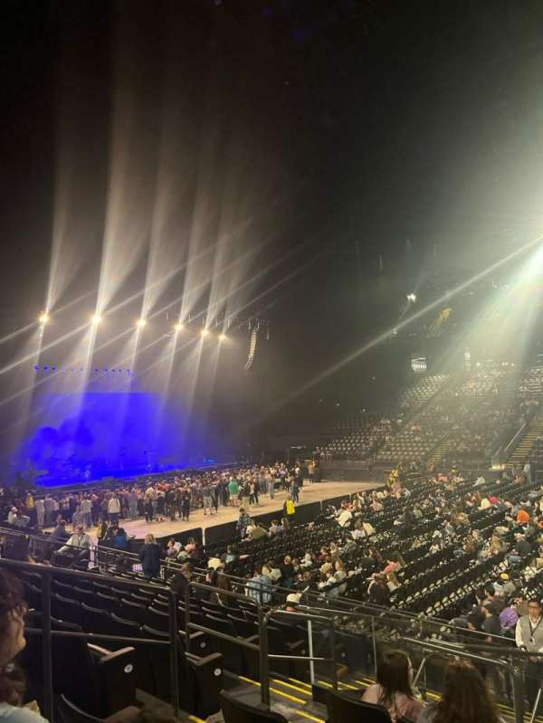 CFG Bank Arena, section: 121, row: L, seat: 18
