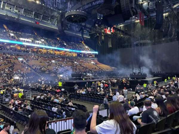 Scotiabank Arena, section: 122, row: 9, seat: 2