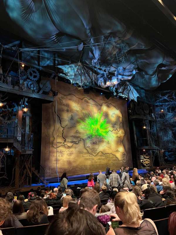 Gershwin Theatre, section: Orchestra L, row: J, seat: 21