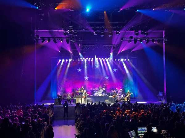 Lucas Oil Live At Windstar, section: 303, row: B, seat: 16