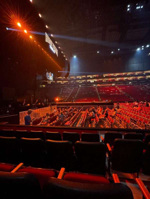 Toyota Center, section: 121, row: 4, seat: 5