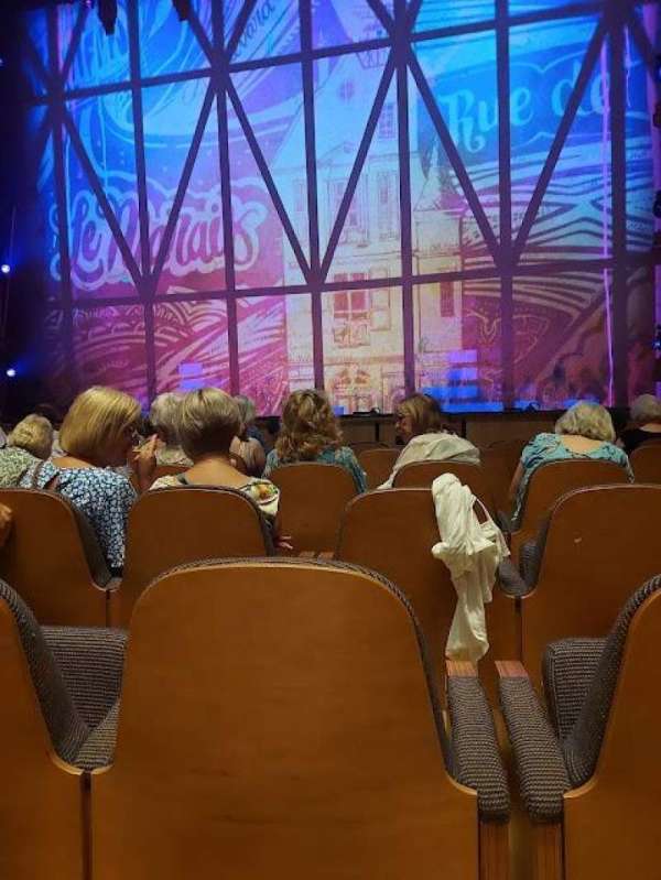 Donald Gordon Theatre at the Wales Millennium Centre, section: Lower Stalls, row: BB, seat: 33