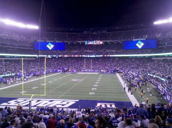 MetLife Stadium, section: 124, row: 37
