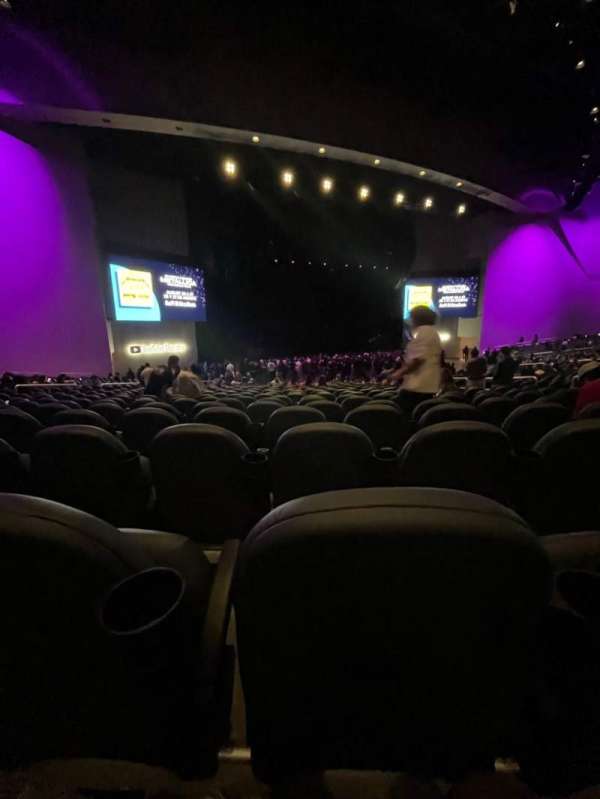 YouTube Theater, section: 102, row: V, seat: 13