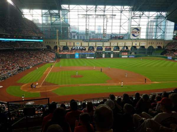 Daikin Park, section: 224, row: 7, seat: 1