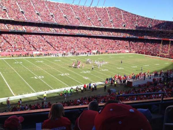 Arrowhead Stadium, section: 229, row: 4, seat: 5