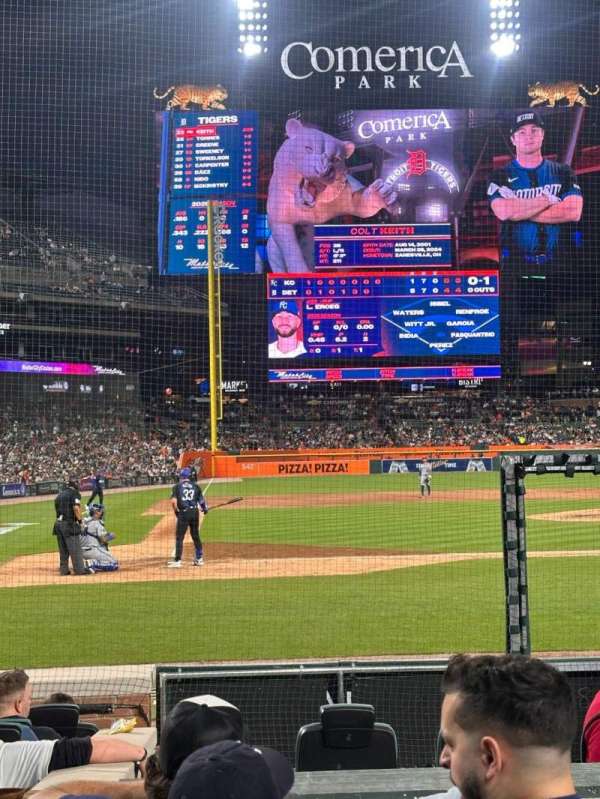 Comerica Park, section: 124, row: 11, seat: 1
