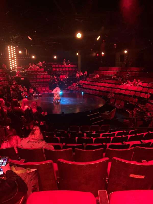 Circle in the Square Theatre, section: Orchestra 100 (Odd), row: H, seat: 127