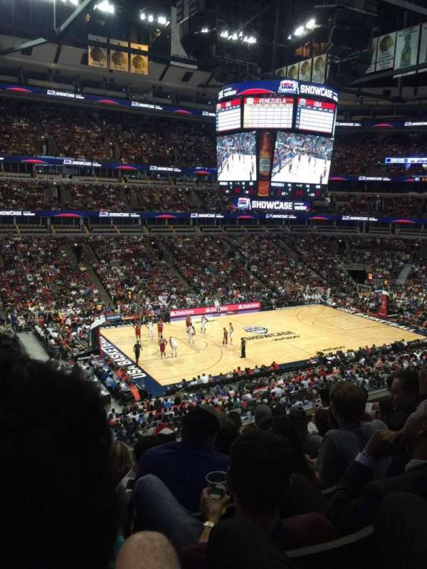 United Center, section: 220, row: 7, seat: 8