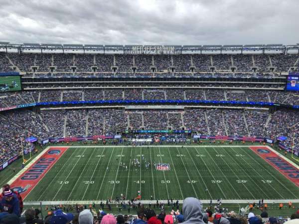MetLife Stadium, section: 339, row: 16, seat: 18