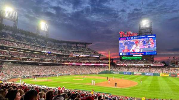 Citizens Bank Park, section: 114, row: 33, seat: 3