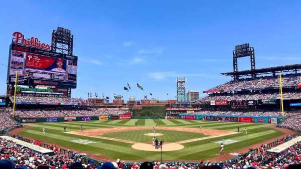 Citizens Bank Park, section: 124, row: 29, seat: 4