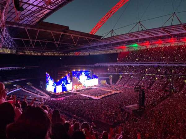 Wembley Stadium, section: 524, row: 8, seat: 326