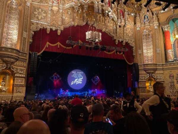 Fox Theatre, Detroit, section: Floor 3, row: AA, seat: 211