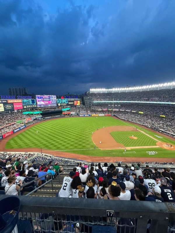 Yankee Stadium, section: 326, row: 8, seat: 17