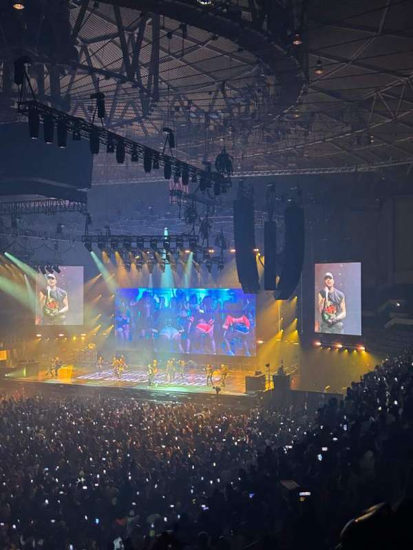 Hampton Coliseum, section: Mezz X, row: 13, seat: 5