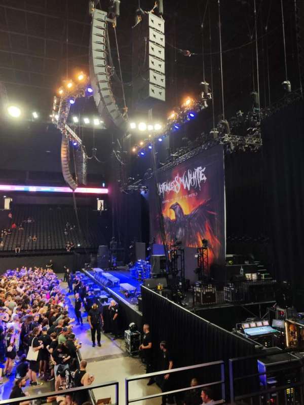 LDLC Arena, section: 211, row: D, seat: 374